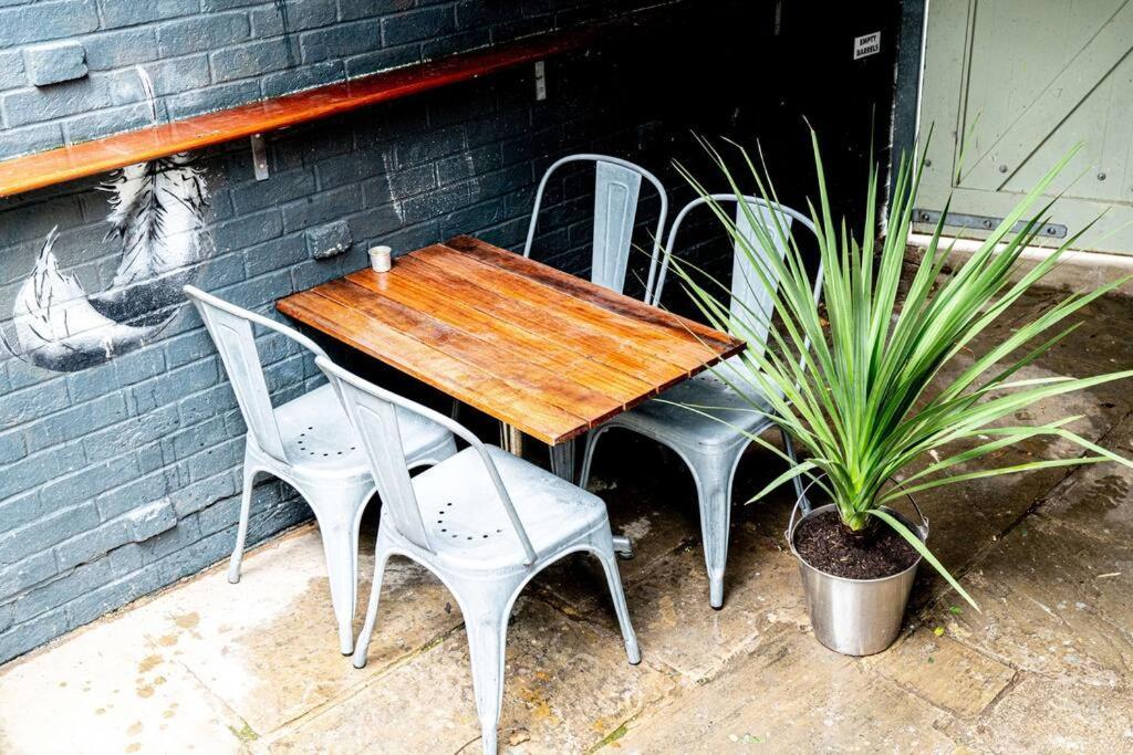 Apartamento The Jazz Quarters, Southsea'S Hidden Gem Portsmouth Exterior foto